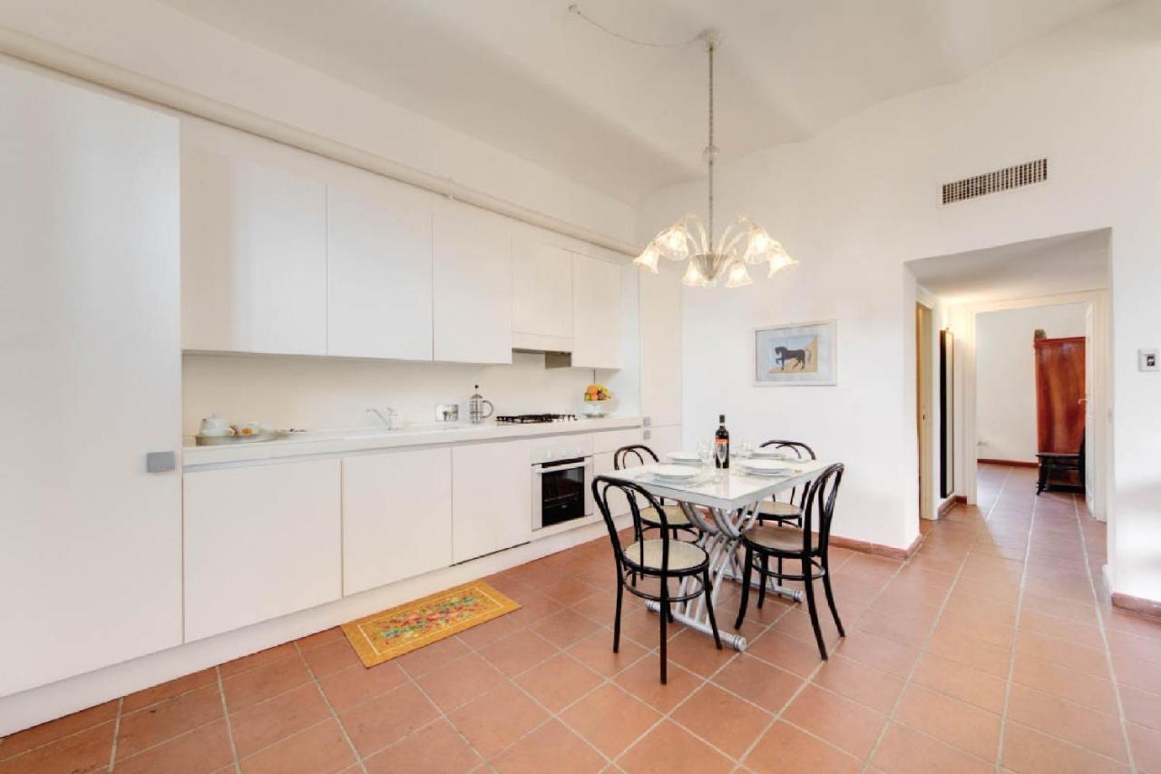 Appartement Latinhouse à Rome Extérieur photo